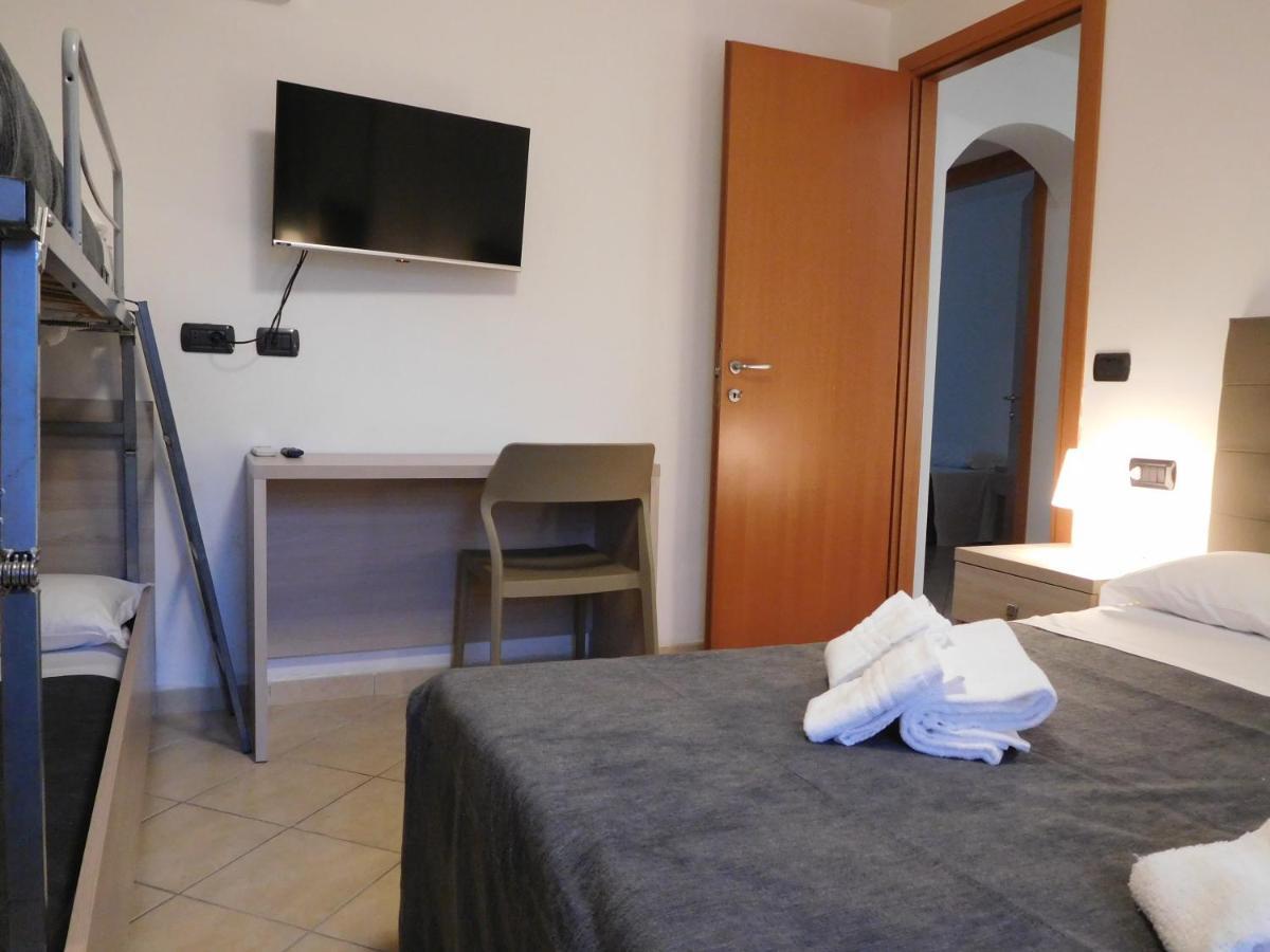 רימיני Gabbiano Apartments מראה חיצוני תמונה