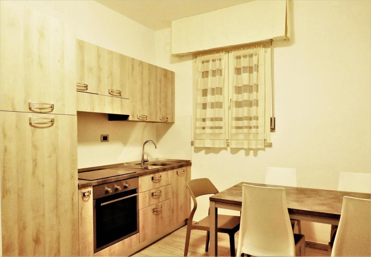 רימיני Gabbiano Apartments מראה חיצוני תמונה