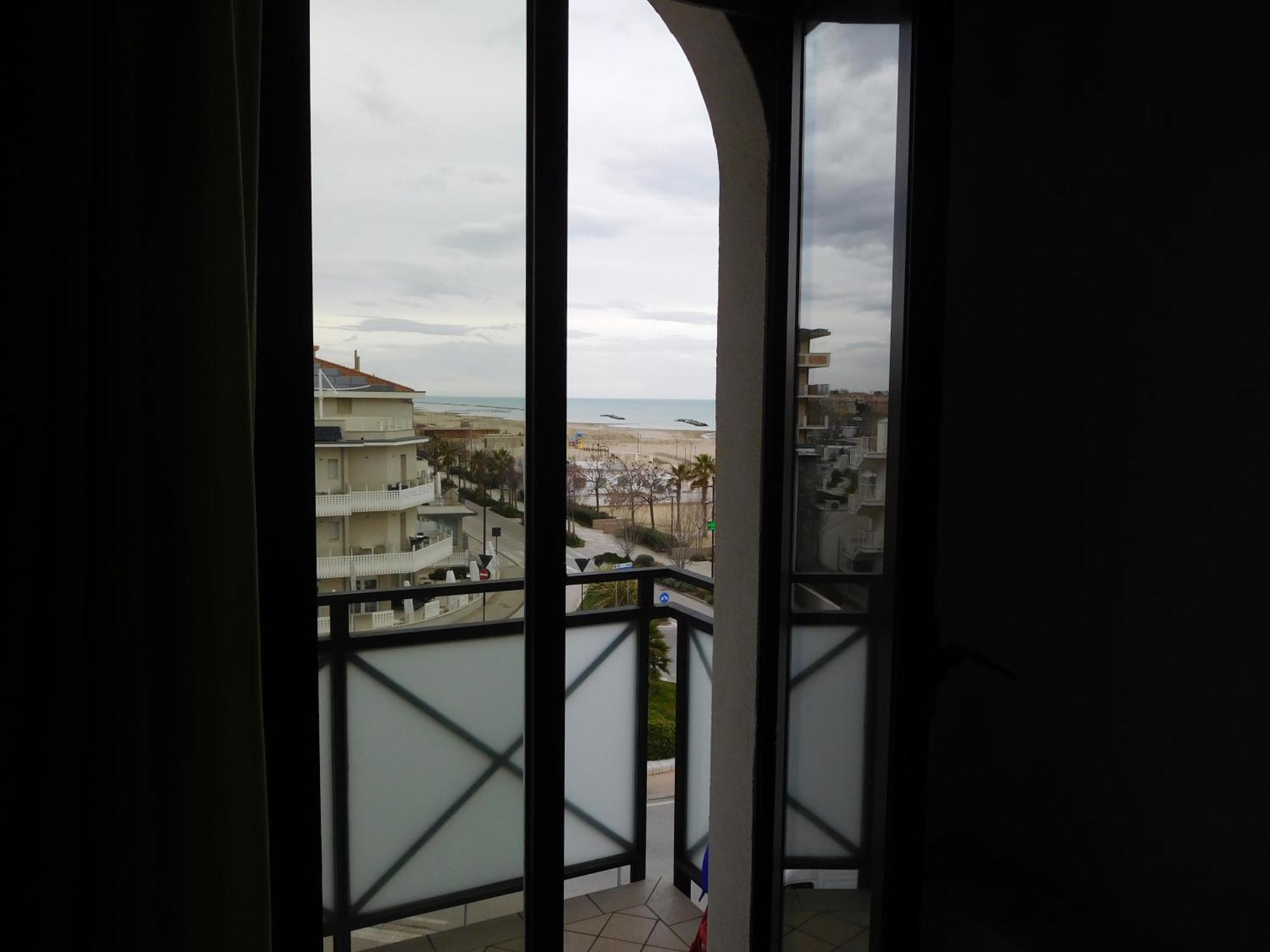 רימיני Gabbiano Apartments מראה חיצוני תמונה