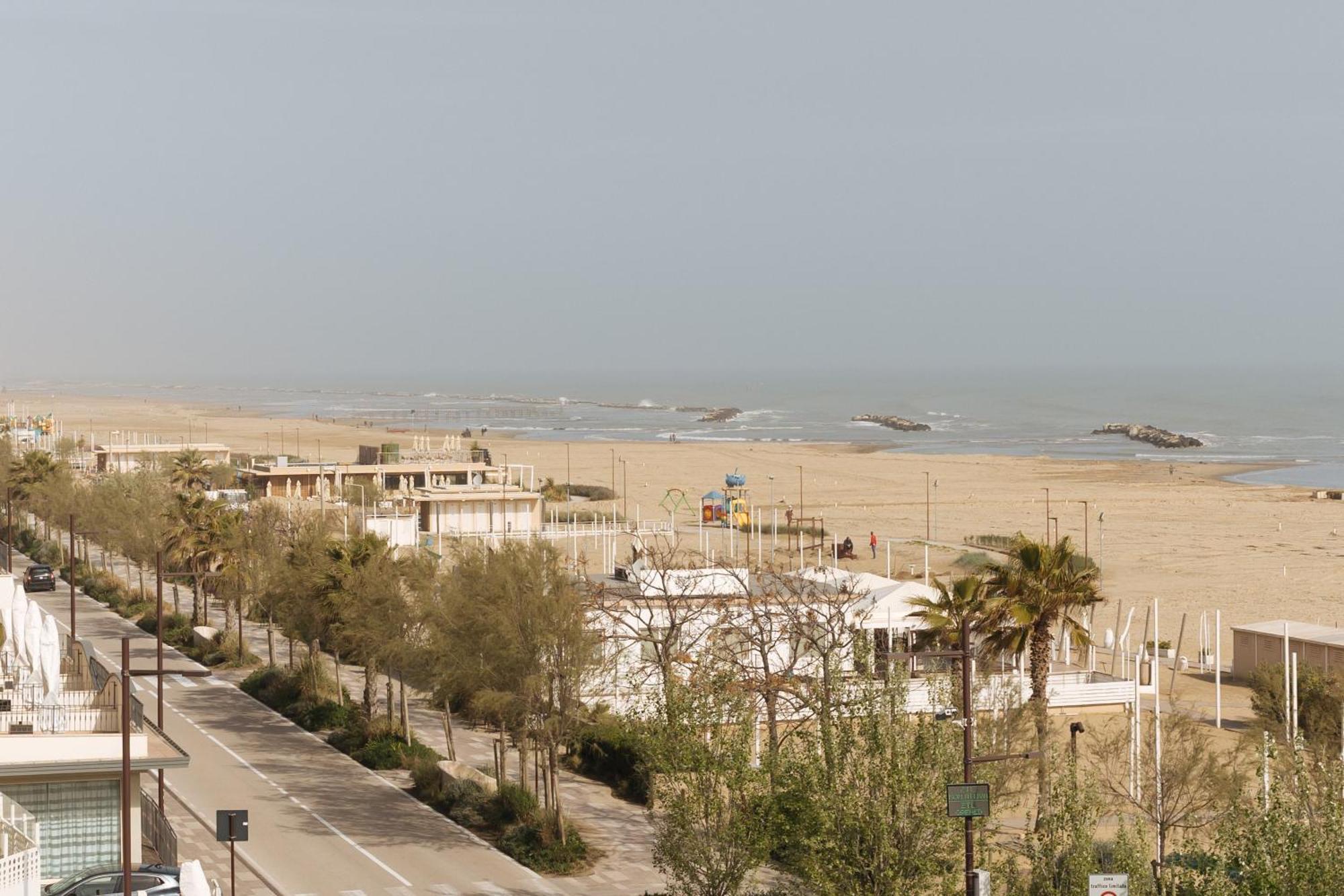 רימיני Gabbiano Apartments מראה חיצוני תמונה