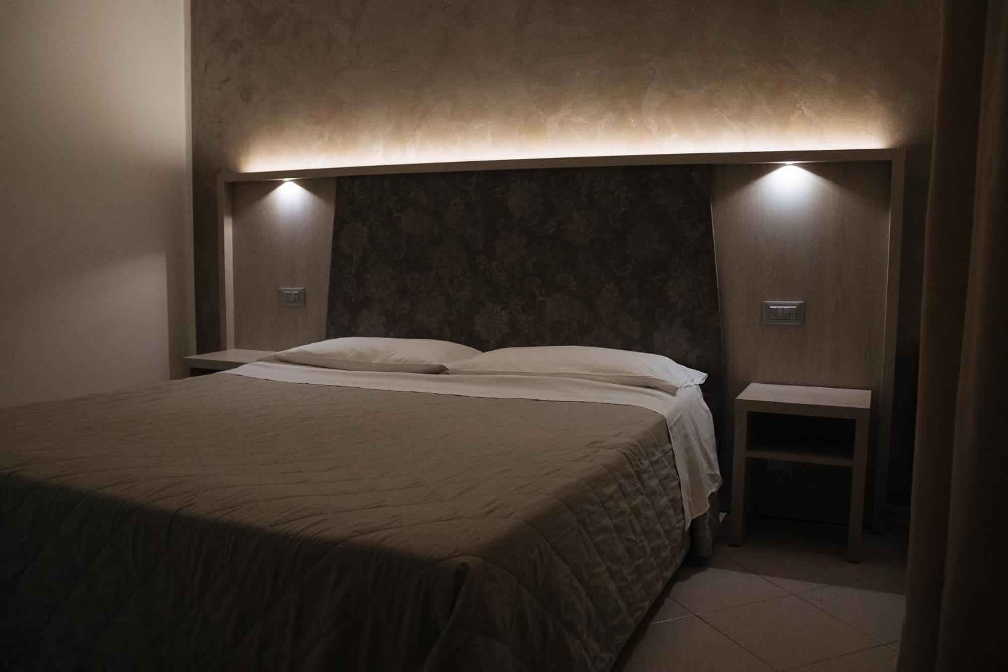 רימיני Gabbiano Apartments מראה חיצוני תמונה