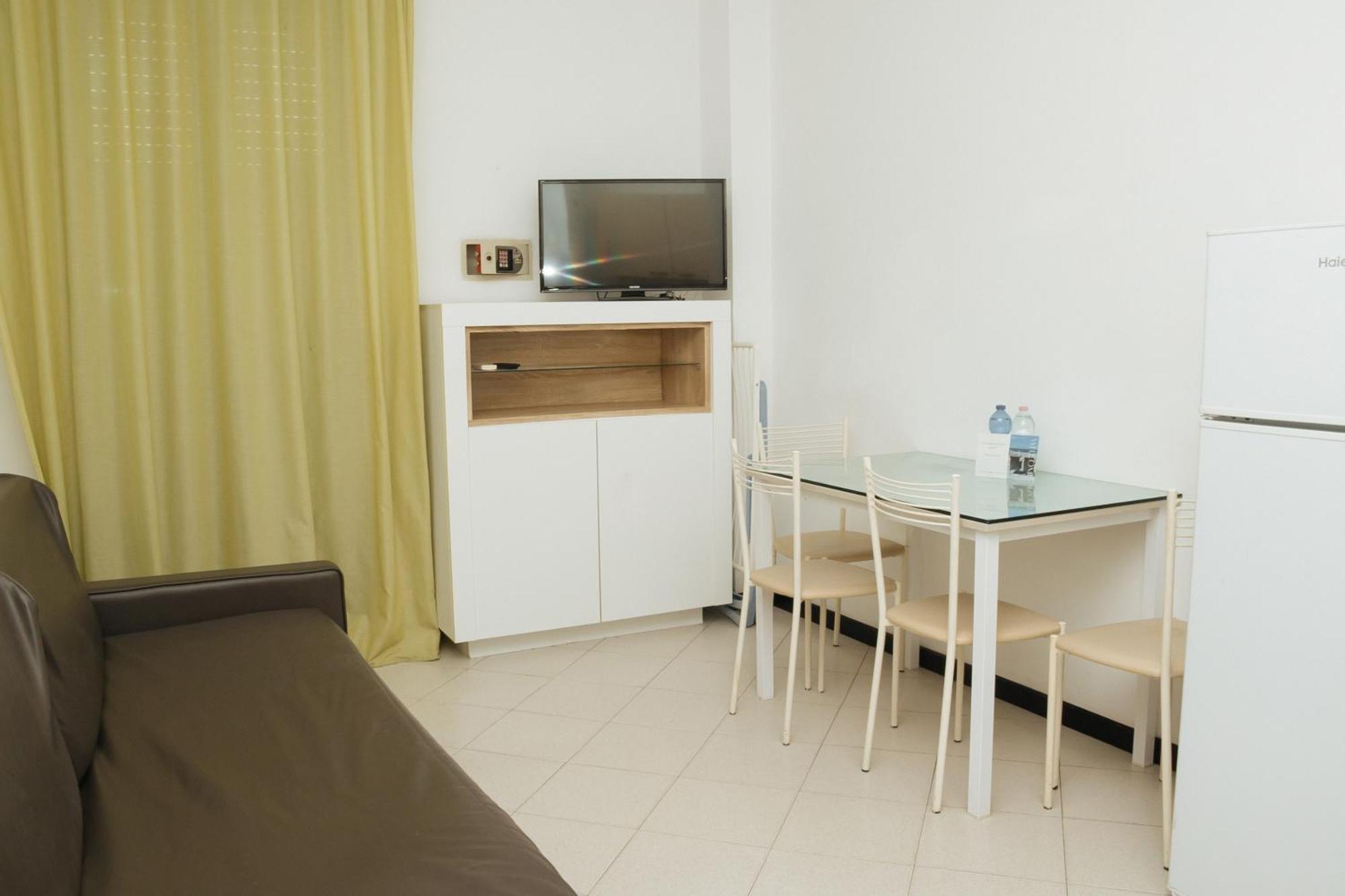 רימיני Gabbiano Apartments מראה חיצוני תמונה