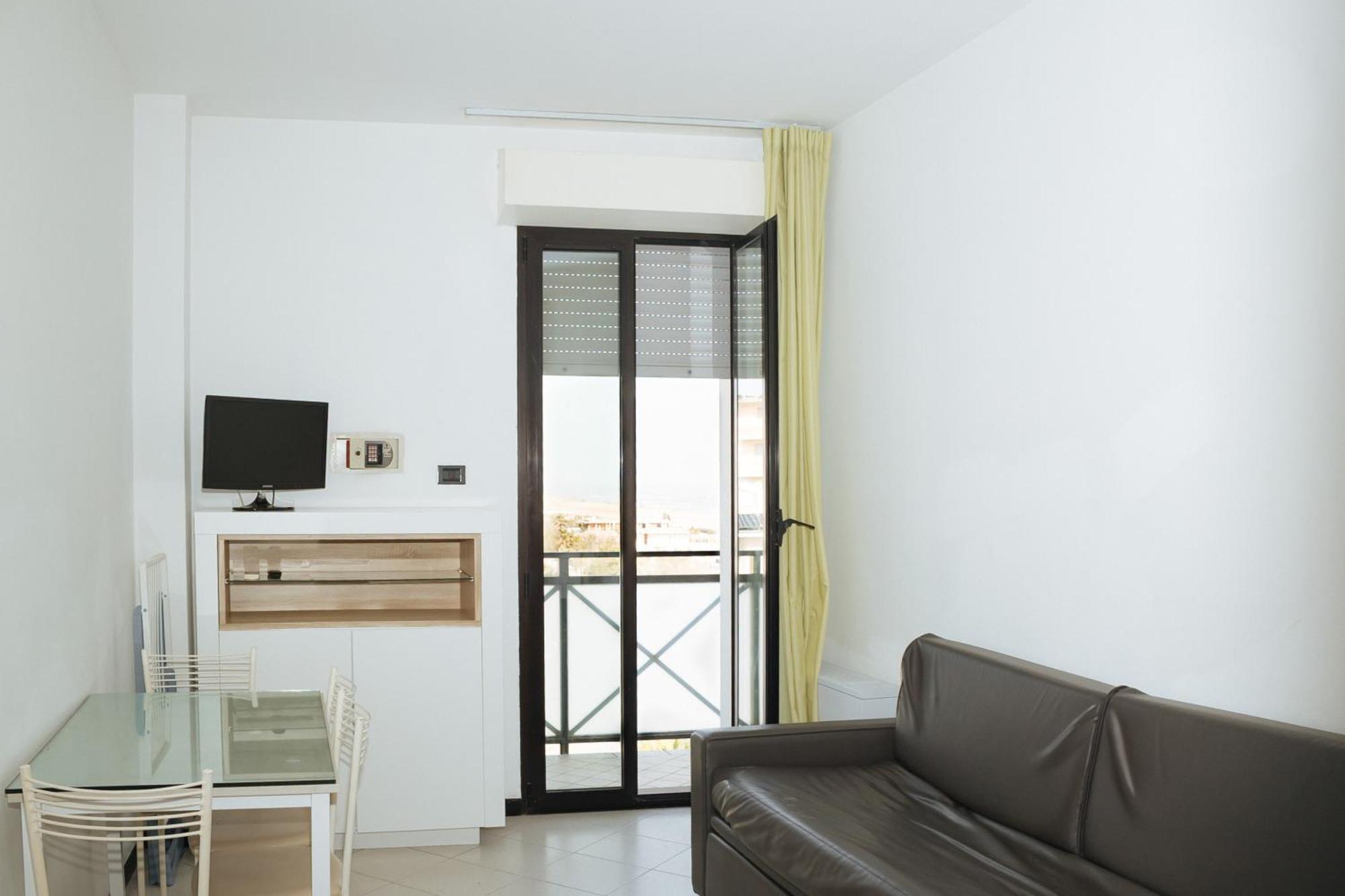 רימיני Gabbiano Apartments מראה חיצוני תמונה