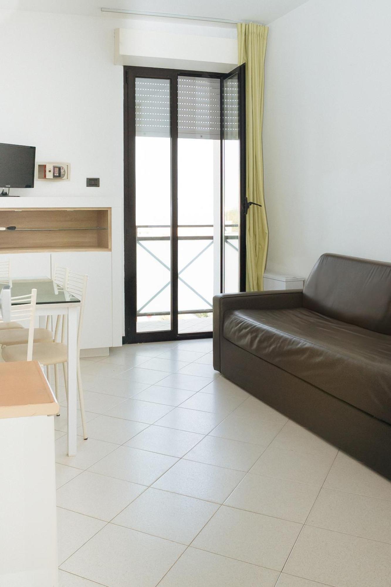 רימיני Gabbiano Apartments מראה חיצוני תמונה